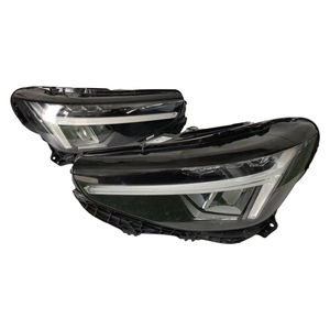 Phares à LED pour <span class=keywords><strong>Volvo</strong></span> <span class=keywords><strong>XC40</strong></span> 2016-2022 Ensemble de pare-chocs avant et de phares durables et élégants - Product Image 1