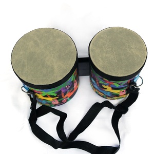 Juego de tambores unidos para niños populares, pandereta <span class=keywords><strong>Bongo</strong></span> <span class=keywords><strong>doble</strong></span> ligera con cuerpo de plástico, cabezales de tambor de PVC, incluye bolsa de transporte - Product Image 5