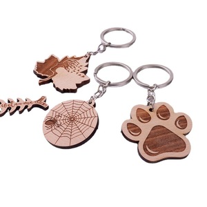 Custom Engraving Promotional Designer Wood Key Chains Cut Cartoon Wood Keychain Accessories