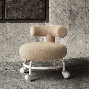 Petit ménage universel tissu <span class=keywords><strong>chaise</strong></span> d'apprentissage roue de poulie paresseuse pour beauté couture patinage à roulettes petit tabouret fonction de stockage - Product Image 3
