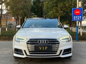 <span class=keywords><strong>Audi</strong></span> <span class=keywords><strong>A3</strong></span> Limusina 35 TFSI Edición Fashion 2020 2021 <span class=keywords><strong>2022</strong></span> Usado, Automático, Turbo, Cuero, R16, Volante a la Izquierda, Interior Claro - Product Image 2