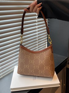 Bolso Tote Espacioso y Moderno, Versátil, Bolso de Mano Elegante, Bolso Cruzado de Un Solo Hombro, Bolso de Lujo para Mujer - Product Image 4