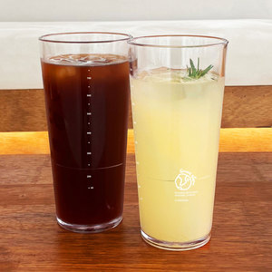 Gobelet géant transparent pour fêtes 32oz 910ml, fabriqué à partir d'Ecozen, comme un verre en plastique jumbo et un grand récipient à boisson pour les fêtes - Product Image 2