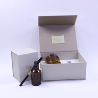 Scatola Regalo Personalizzata in Carta con Chiusura Magnetica per Cosmetici, Candele di Lusso, Diffusori di Aromi, con Inserto in EVA