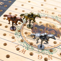 Jeu d'échecs en métal sur le thème des chevaux de course, figurines miniatures personnalisées, design unique, échiquier en bois pour cadeaux haut de gamme et décoration intérieure