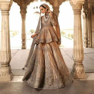 Robe lehenga en lin ATIYA LIBAS, magnifique et élégante, à volants, ornée de perles de verre, de pierres et de sequins, pour mariage/fête - Product Image 1
