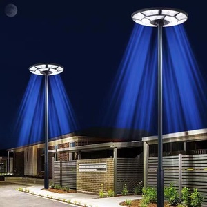 Lampadaire solaire LED IP65 5000K lumière du jour, télécommande, cellule solaire Poly-Si, corps en alliage d'aluminium, garantie 10 ans, 144 faisceaux - Product Image 4