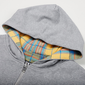 Felpa con Cappuccio Reversibile Oversize da Uomo con Design Patchwork a Quadri Retrò Personalizzato e Zip - Product Image 2