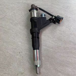 Hino 23670-E0530 Denso หัวฉีดน้ำมันเชื้อเพลิงคอมมอนเรล295050-0790 - Product Image 1