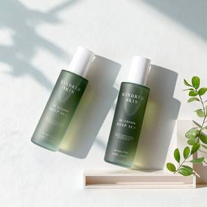 Flacon de sérum pour le visage en verre liquide cosmétique rond transparent réutilisable personnalisé de luxe 50 ml 80 ml 100 ml avec pompe - Product Image 1
