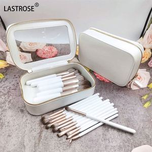 Factory Wholesale Makeup Brushes Set Private Logo 16pcs White Color Makeup Brush With Clear Bag High Quality Makeup Brush Set - Product Image 2