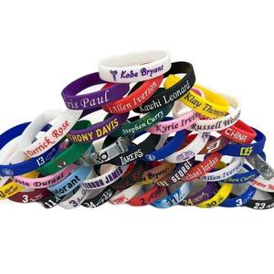 أساور سيليكون مضيئة مخصصة بالجملة، أساور مطاطية بشعار مخصص، طلبات بالجملة للترويج والفعاليات من المورد - Product Image 5