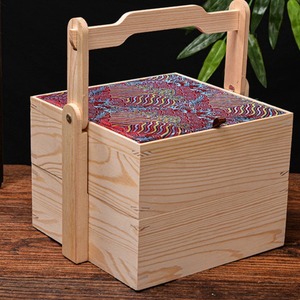 Caja de regalo de madera de pino cuadrada estilo chino, caja artesanal de madera para regalos y almacenamiento de repostería. - Product Image 2