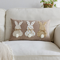 Housses de coussin décoratives modernes en faux lin, motif lapin de Pâques, avec pompons 3D mignons, brodées, amovibles et lavables, vente en gros