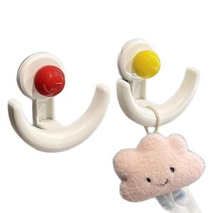 Ganchos modernos en forma de media luna para accesorios para el cabello, soporte de pared resistente, color rojo rosa y amarillo, 2 ganchos, estante de almacenamiento para baño - Product Image 2