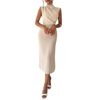 Robe Midi Femme OEM/ODM en Satin Champagne, Col Montant, Sans Manches, Taille Froncée, Moulante avec Fente