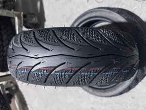 Pneu de moto 130/60-13, pneu de route durable pour scooter, cyclomoteur, VTT – Remplacement et amélioration - Product Image 1