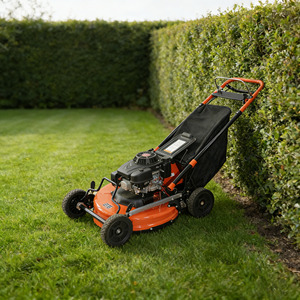 Cortadora de Césped de Gasolina Autopropulsada Profesional de 25 Pulgadas con Plataforma Reforzada para Jardín, Cortadora de Césped Manual - Product Image 1