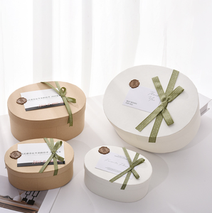 Boîtes cadeaux ovales haut de gamme avec couvercle, fermeture magnétique, en carton kraft épais blanc, ruban imprimé, sceau de cire, cartes de vœux découpées - Product Image 1