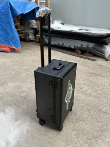 Boîte de rangement et de présentation portable pour cartes, personnalisable avec logo, en aluminium de qualité, 5 rangées, pour TCG/CSG/BGS, étui plat à tige de traction, en métal et EVA, Wf286-1 - Product Image 3