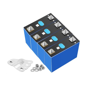 Cellules de batterie lithium-ion rechargeables prismatiques LiFePO4 3,2 V 50 Ah 100 Ah 105 Ah 280 Ah pour le stockage d'énergie domestique 1260100 906090 - Product Image 3