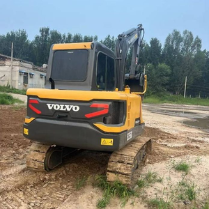 Excavadora de cadenas Volvo EC55D usada, miniexcavadora midi, modelo 2020, con certificación CE, motor y bomba, en venta para construcción - Product Image 5