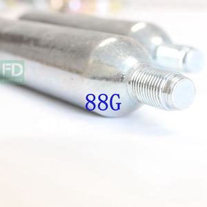 Fabricant prérempli 88gr 90Gm Gram Cartucho Cylindre 88g 90gm prérempli <span class=keywords><strong>CO2</strong></span> gaz air Bouteilles Pour chasse en plein air - Product Image 3