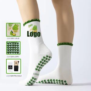 Calcetines Deportivos Personalizados para Gimnasio, Calcetines de Yoga y Pilates Antideslizantes para Mujer, de Algodón, con Logotipo Bordado, Transpirables - Product Image 1