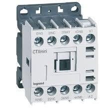 Contactor de Bobina Magnética Trifásico de Alta Resistencia para Control de Motores Industriales, Paneles de Distribución Eléctrica Industrial - Product Image 2