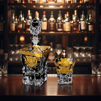 Ensemble de carafe à whisky Medusa de luxe nordique avec verres en cristal à bord doré pour cadeaux de mariage et de pendaison de crémaillère