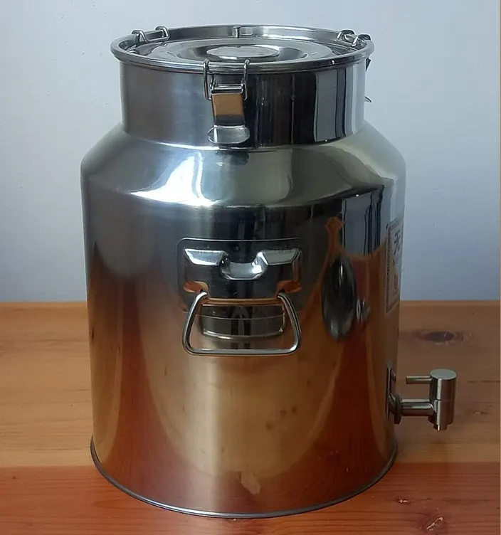 Good quality stainless steel milk sealed can storage tank bucket for travelling