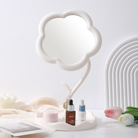 Grande demande Miroir de maquillage en forme de fleur de couleur personnalisée Miroir de maquillage ménager en plastique au design moderne