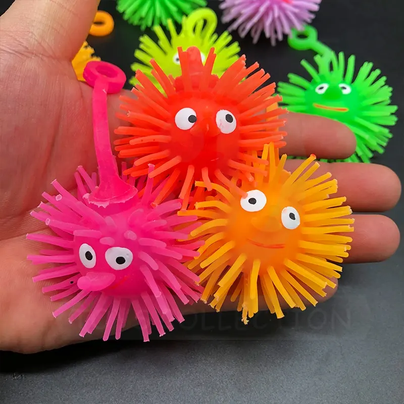 Wholesale Colorful LED Flashing Spiky Puffer Ball With Yoyo String Toy For 65mm Vending Capsule