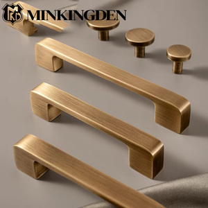 Maniglia Moderna Minimalista in Ottone Massiccio <span class=keywords><strong>per</strong></span> Mobili, Maniglia Lunga Anticata <span class=keywords><strong>per</strong></span> Armadio, Cassetto, Cucina e Camera da Letto - Product Image 1