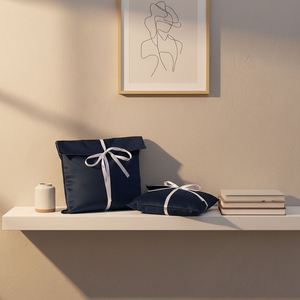 Bolsa de Regalo de Terciopelo Sintético Suave al por Mayor, Bolsa con Solapa Personalizada para Ropa, Bolsos, Carteras, Zapatos, Pelucas, Embalaje Reutilizable y Portátil - Product Image 1