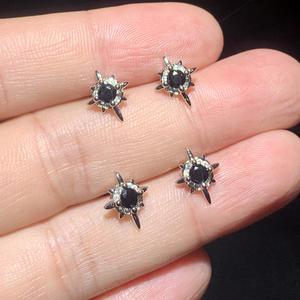 Nuevo Hip Hop hombres niño joyería de moda <span class=keywords><strong>Micro</strong></span> Pave 5A CZ Sparking Star Stud pendiente negro blanco Mini círculo cuadrado oreja Stud - Product Image 3