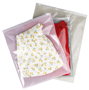 Sacs en plastique givrés en PE avec fermeture éclair coulissante pour vêtements, sacs d'emballage personnalisés pour T-shirts, vente en gros - Product Image 6