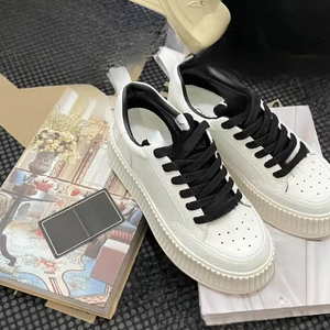 Baskets décontractées de luxe pour femmes 2025 – Chaussures de sport plates originales en PU avec lacets, idéales pour la marche, collection automne, avec amorti - Product Image 3