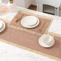 Napperons de table minimalistes en papier, style européen, inspirés d'INS, motif chevrons, crochetés, 120*30cm, avec pompons latéraux