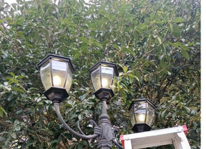 ไฟถนนอลูมิเนียมอัลลอยด์หลอดไฟ LED กลางแจ้งสำหรับตกแต่งภูมิทัศน์สวนสไตล์ยุโรปย้อนยุค - Product Image 5