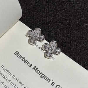 Pendientes de Plata de Ley S925 con Diseño de Hoja, Elegancia Francesa, Estilo Medieval, Joyería Grabada Vintage de Moda para Regalo - Product Image 5