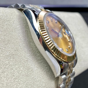 Montres mécaniques pour hommes, <span class=keywords><strong>montre</strong></span> en métal, style tendance, <span class=keywords><strong>montre</strong></span> automatique de luxe pour hommes, cadran <span class=keywords><strong>noir</strong></span>, lunette cannelée bicolore dorée - Product Image 4