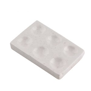 Equipo educativo Placa de reacción de cerámica con punto de cavidad de porcelana de 6x18mm - Product Image 1