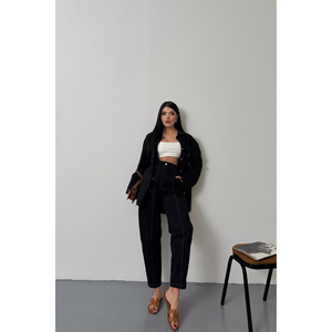 ชุดเสื้อเชิ้ตเดนิมสีน้ำเงินและกางเกงขายาวสำหรับผู้หญิง - Product Image 3