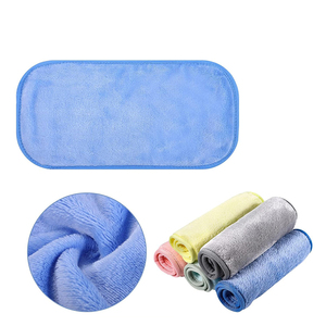 Serviette de visage en <span class=keywords><strong>tissu</strong></span> microfibre pour femme Démaquillant en microfibre en molleton de corail réutilisable pour une utilisation au spa - Product Image 2