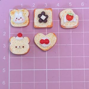 جديد جميل ، دمية منزلية للطعام تحت عنوان راتنج ، سحر الخبز الاصطناعي المحمص بدون ثقب الخرز الحرف اليدوية لتزيين الحفلات - Product Image 6