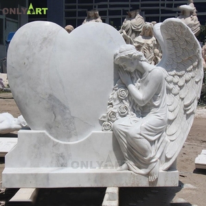 Sculpture d'ange grandeur nature en marbre blanc sculpté à la main pour décor de cimetière - Product Image 1