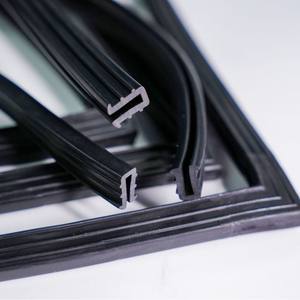 Profils de bande d'étanchéité en caoutchouc EPDM, qualité extrusion, résistance aux hautes températures, pour applications automobiles - Product Image 3