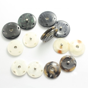 Vô Hình Nút Cho Phụ Nữ Áo 25Mm Cà Phê Màu Có Thể Giặt Sinh Thái Thân Thiện Với Nhựa Quần Jean Nhựa Tùy Chỉnh Snap Nút Sản Xuất - Product Image 5