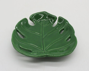 Vase décoratif en céramique émaillée verte en forme de cactus, ornement de table pour la maison, décoration de salon, bureau, artisanat - Product Image 6